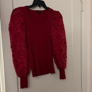 Ontwelfth red  Lace Sleeve Sweater size L